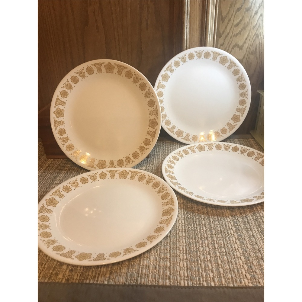 (4) Piece CORELLE DINNER PLATE SET in the "Butterfly Gold"‎ FLOWER PATTERN - Picture 5 of 6
